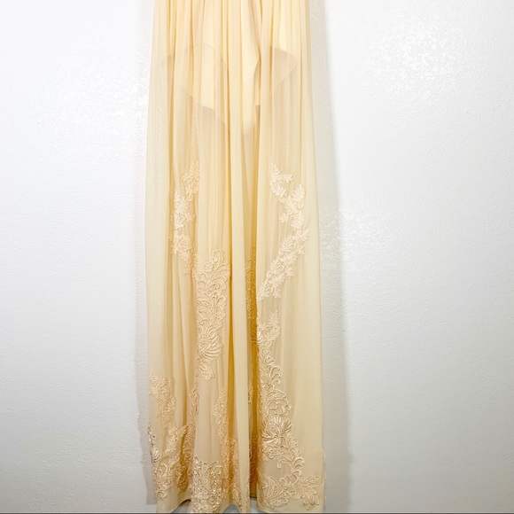 House of CB London Cerelia Dress Peach Small - Picture 6 of 13